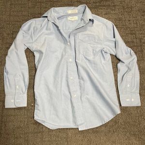 VanHeusen Button down Dress shirt (A)